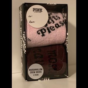 VS PINK MARSHMALLOW CREW COZY SOCKS